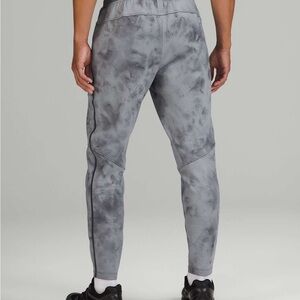 Lululemon Textured Tech Pant-S